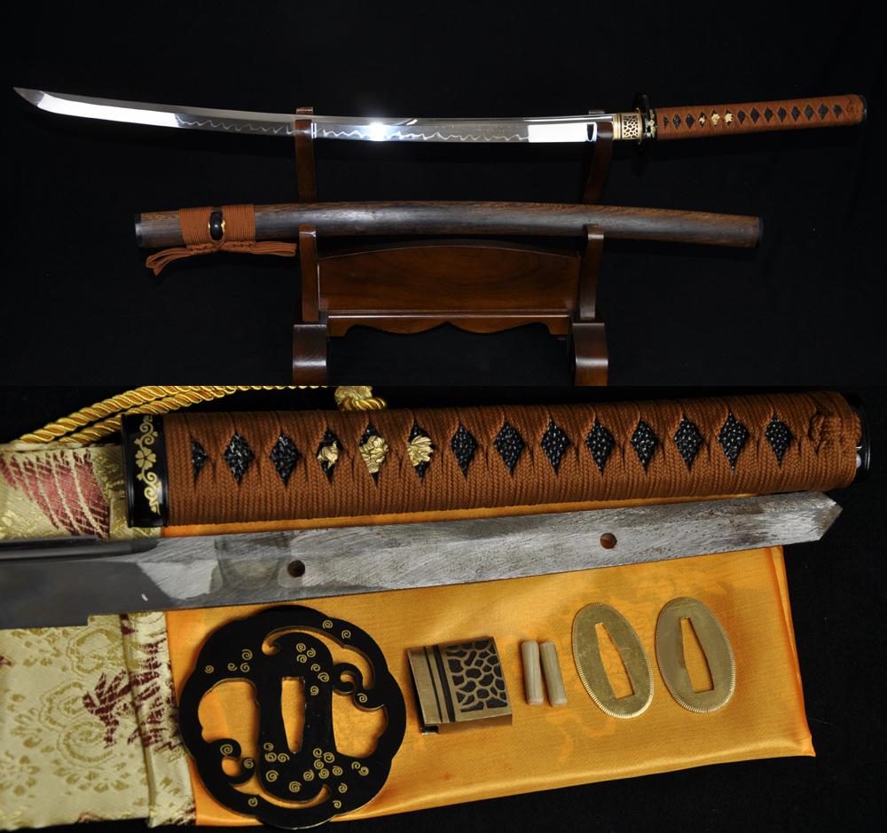 41 Inch Japanese Samurai Katana Functional Sword Clay Tempered Unokubi-Zukuri Blade