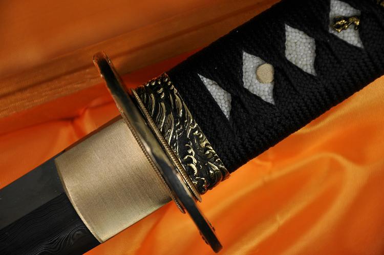 Clay Tempered Folded Steel Blade Japanese Samurai Katana Functional Sword Sharp