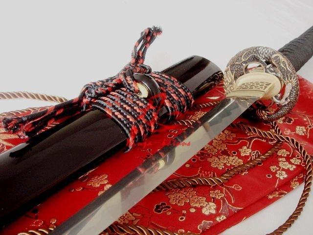 Hand Forged Forged Japanese Wakizashi Katana Dragon Tsuba Sword Very Sharp Blade